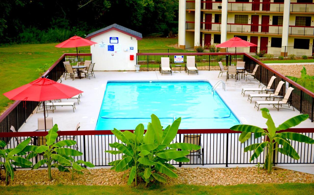 Red Roof Inn & Suites Commerce - Athens Екстериор снимка