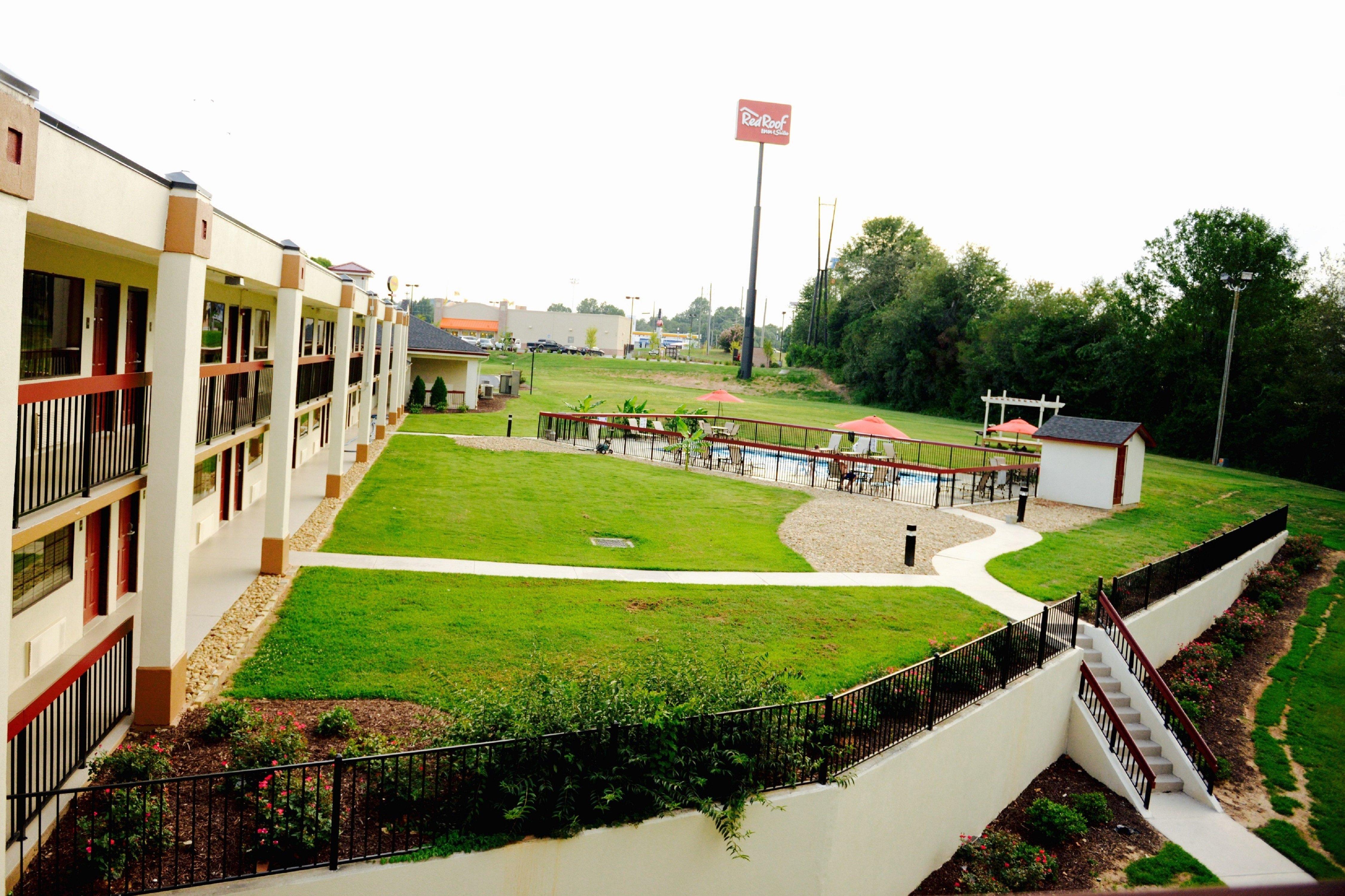 Red Roof Inn & Suites Commerce - Athens Екстериор снимка